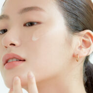 AXIS-Y Dark Spot Correcting Glow Serum – Image 3