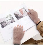 POPPIN - Winter Fuzzy Gloves - réf Kaki – Image 5