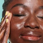 BENEFIT - The POREfessional Get Unblocked Makeup-Removing Cleansing Oil MINI 45ml – Image 8