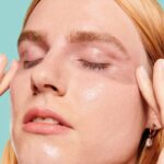 BENEFIT - The POREfessional Get Unblocked Makeup-Removing Cleansing Oil MINI 45ml – Image 7