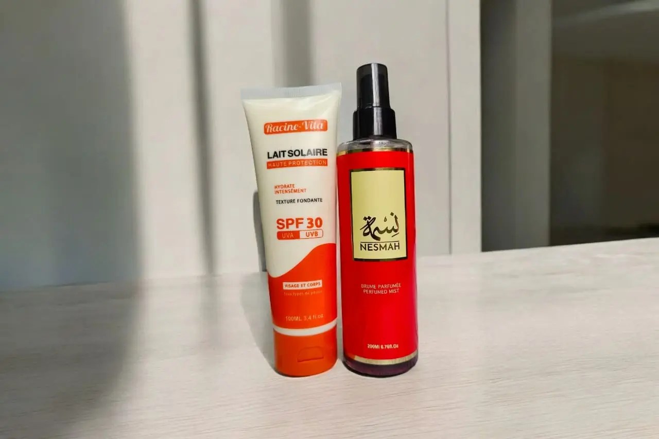 RACINE-VITA-LAIT-SOLAIRE-SPF-30-HYDRATE-INTENSEMENT-100-ML-BRUME-FRAICHE-NESMAH-200-ML.jpg RACINE VITA LAIT SOLAIRE SPF 30+ HYDRATE INTENSEMENT 100 ML +BRUME FRAICHE NESMAH 200 ML – Image 1